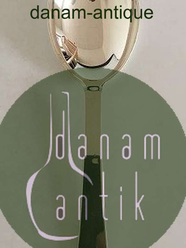 Georg Jensen Pyramide Sterling Sølv Stor Servingsske No 111