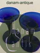 Et par kongeblå Amager / Twist Lysestager fra Kastrup Glasværk.