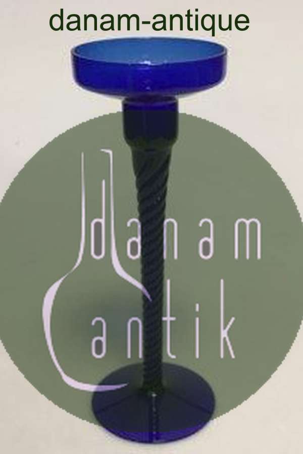 Kastrup Glasværk Amager/Twist Høj kongeblå Lysestage med snoet stilk