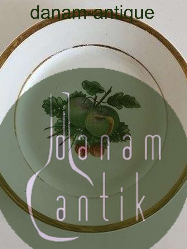 Royal Copenhagen Teller mit handgemaltem Obstmotiv und Goldrand