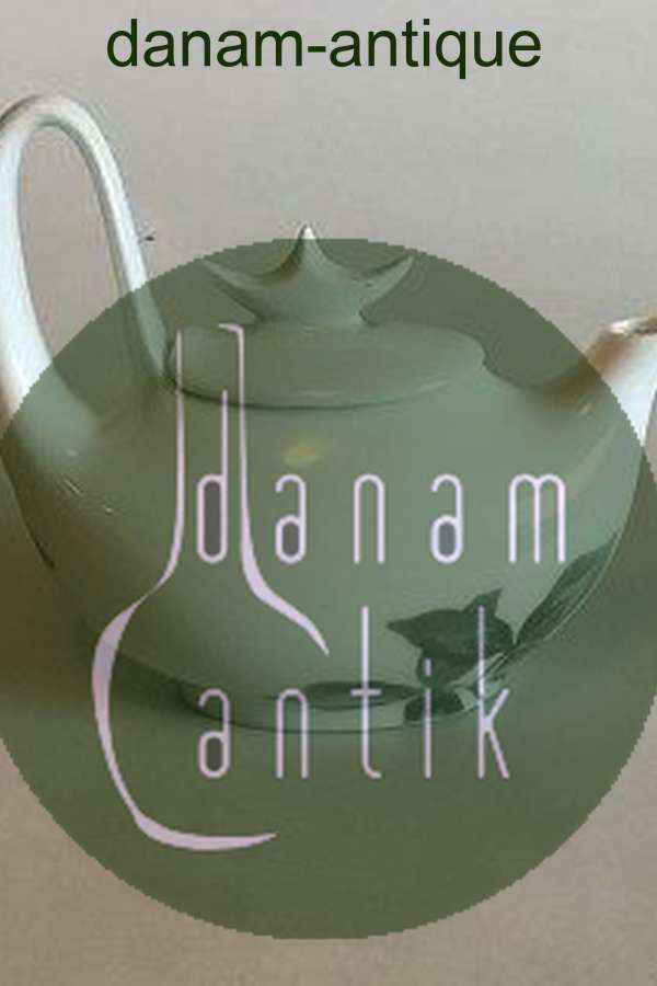 Kongelig Porcelæn Kaffekande fra 1894 Malet af Jenny Meyer