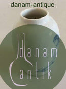 Royal Copenhagen Kleine Unika-Vase mit Motiven von sitzenden nackten Frauen.