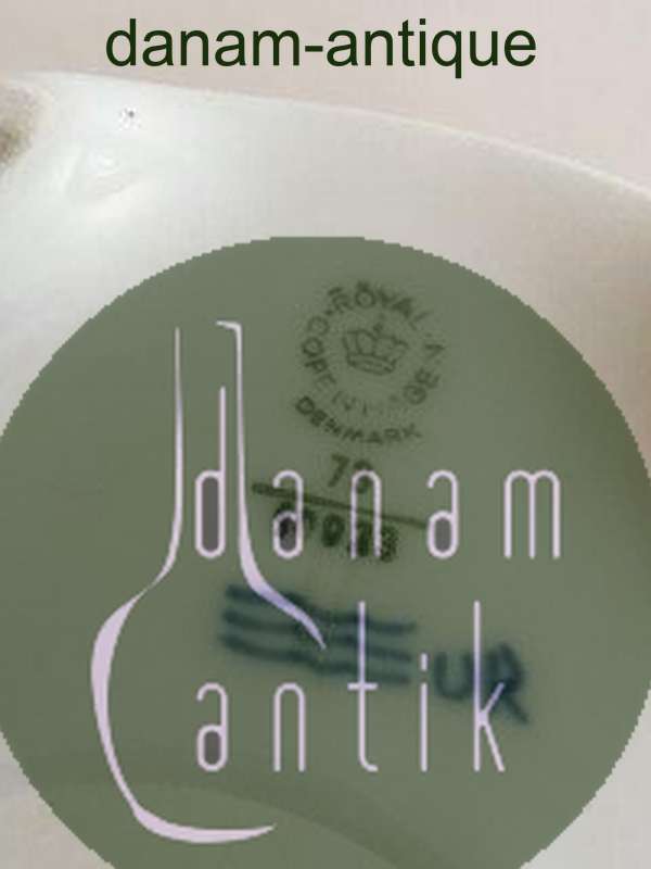 Royal Copenhagen Skærsommernatsdrøm Oval Serveringsskål No 10023. Blålig Tone