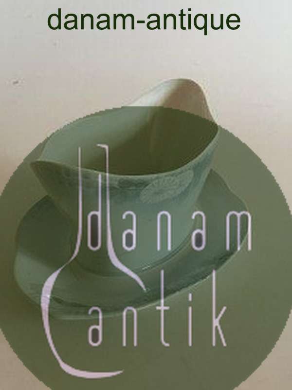 Royal Copenhagen Midsummernightsdream Saucebowl No 10005. Blue Tone.