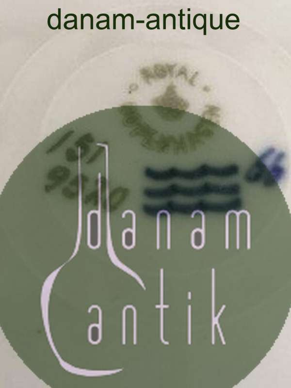 Royal Copenhagen Midsummernightdream Fish Plate No 153/9520