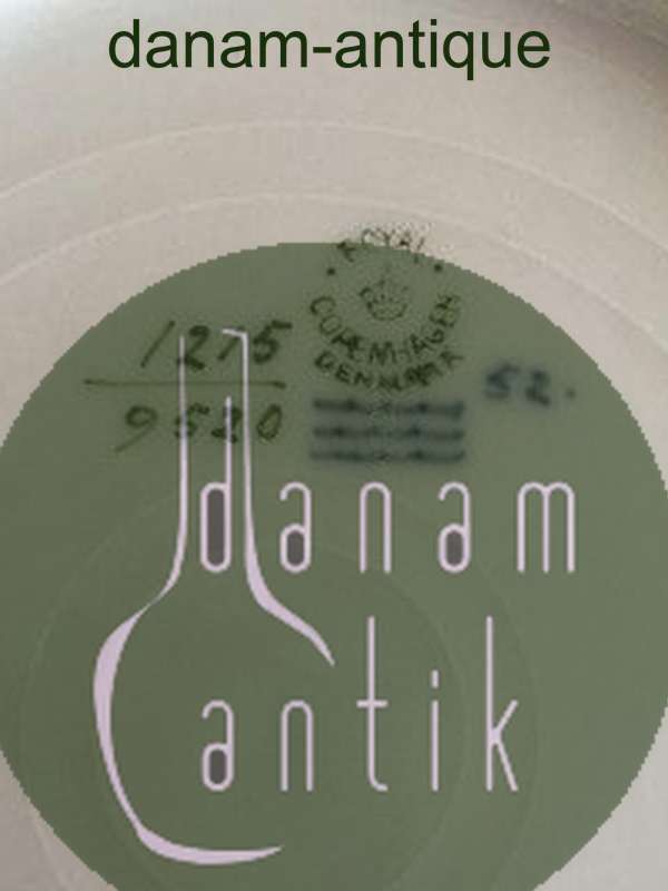 Royal Copenhagen Midsummernightdream Fish Plate No 1215/9520