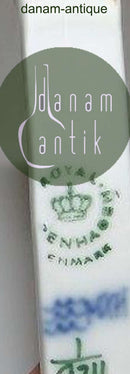 Royal Copenhagen Blauer kannelierter Messerbogen Nr. 2311