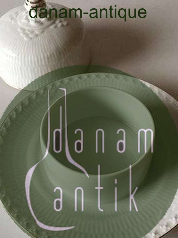 Royal Copenhagen Tradition Hvid Halvblonde m. Guld Kaviarskål / Smørskål No 502