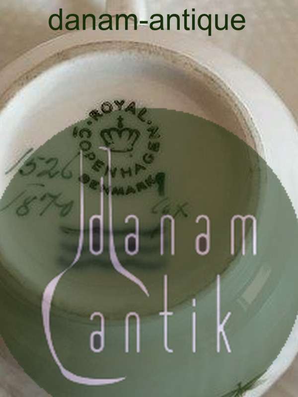 Royal Copenhagen Trelleborg Kaffekop og Underkop No 1870