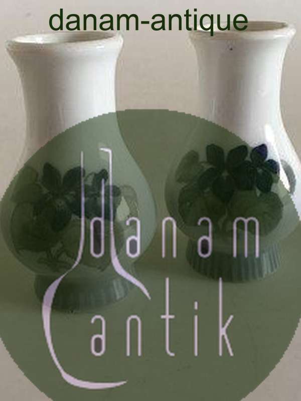 Royal Copenhagen Art Nouveau Vase Par No 1900/1587