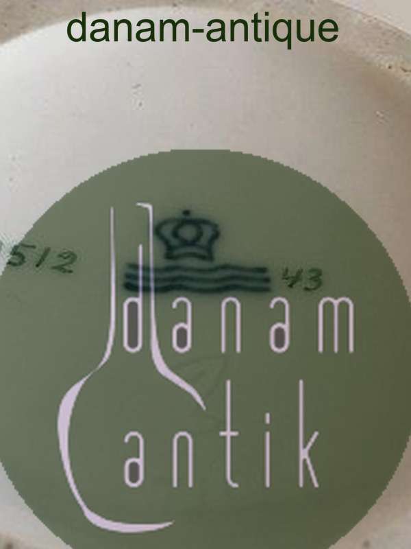 Royal Copenhagen Art Nouveau Skål gennembrudt med Blomster No 1512