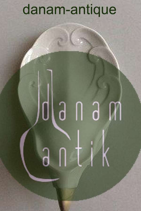 Royal Copenhagen Art Nouveau Skål med ørnehoved No 504 / 264