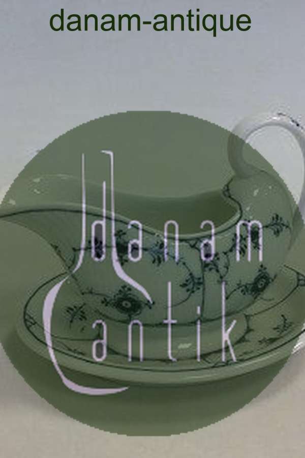 Royal Copenhagen Musselmalet Riflet Sovsekande med underskål No 201