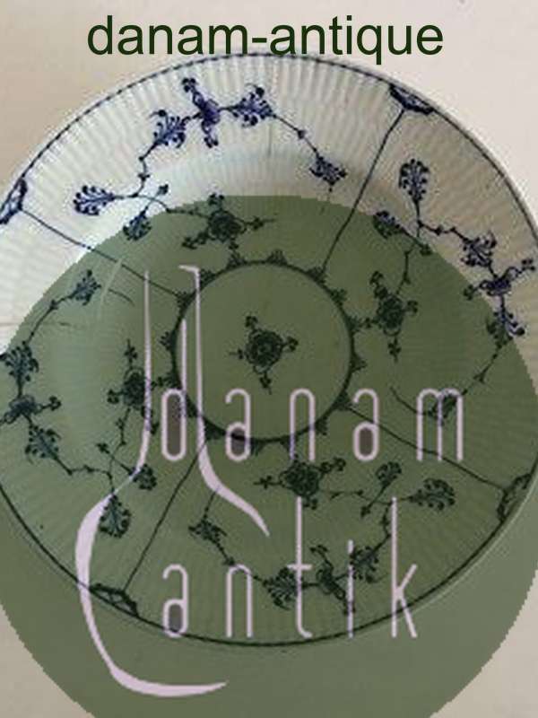 Royal Copenhagen Antique Blue Fluted Plain Deep Plate