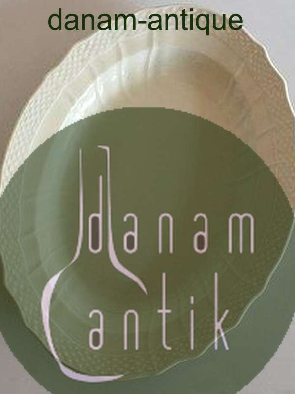 Royal Copenhagen Josephine Creme Curved Oval Platter