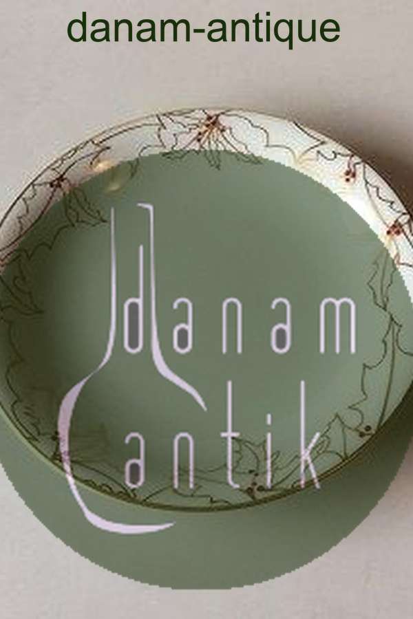 皇家哥本哈根的圣诞边盘。设计者：Jette Frölich 2008