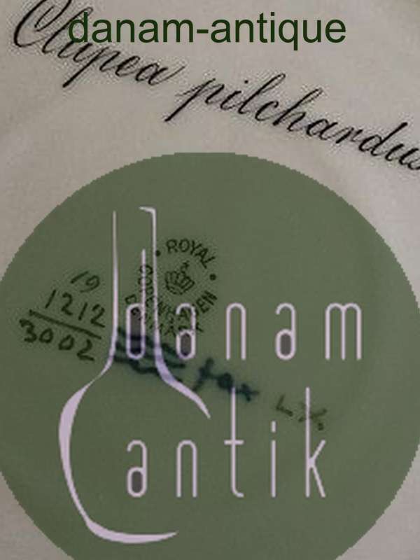 Royal Copenhagen Blå Fisketallerken med Guld No 1212/3002