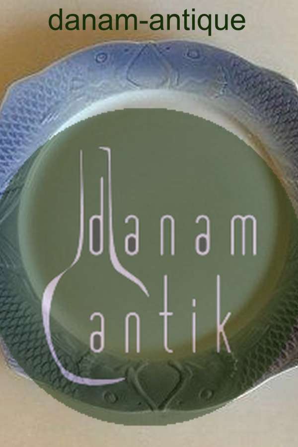 Royal Copenhagen Art Nouveau Plate with Fish Border No 1212