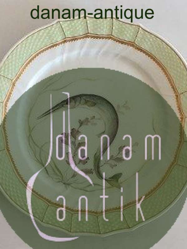 Royal Copenhagen Green Fish Plate No 919/1710 with Belone Vulgaris