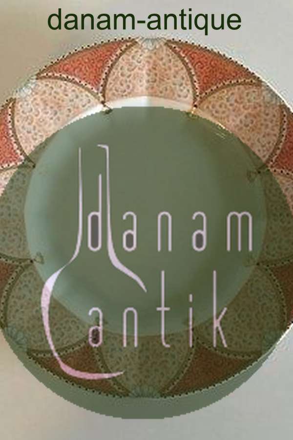 Royal Copenhagen Fairytale Terracotta Frokosttallerken No 621