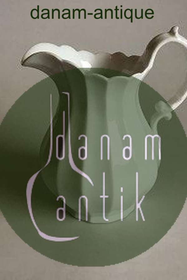 皇家哥本哈根白蓝花方形牛奶壶No 8526