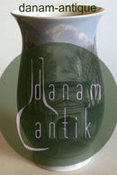 宾和格朗达独特的花瓶，由索菲斯-延森-克罗曼德-斯亚兰斯-卡斯特利特制作。