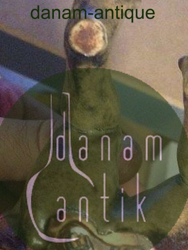 ビング＆グロンダール社製ストーンウェアの希少なヤングヌードボーイズフィギュア