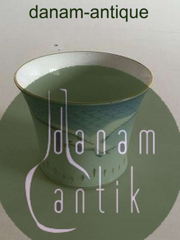 Bing & Grøndahl Måge med Guld Cigar Bæger No 219