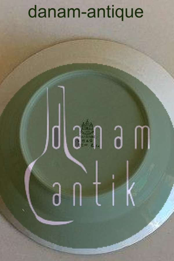 Bing & Grondahl Saxon Flower, White Deep Dessert Plate No 23