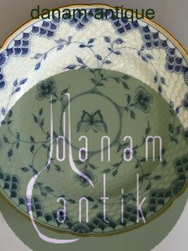 ビング＆グロンダール ディケンズ バタフライ with ゴールド ディナープレート No.25