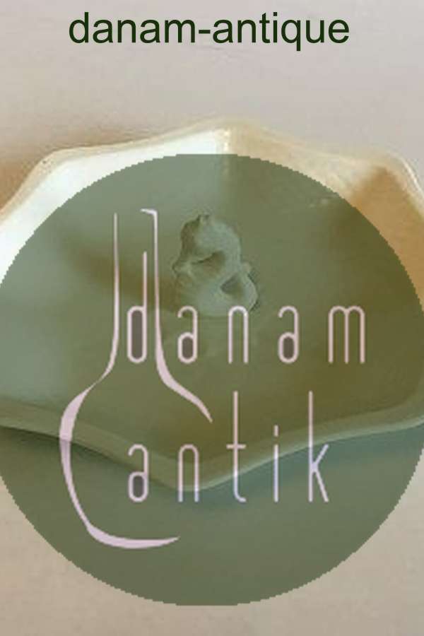 Bing & Grondahl Elegance, Creme Octogonal Dish with Seahorse No 217