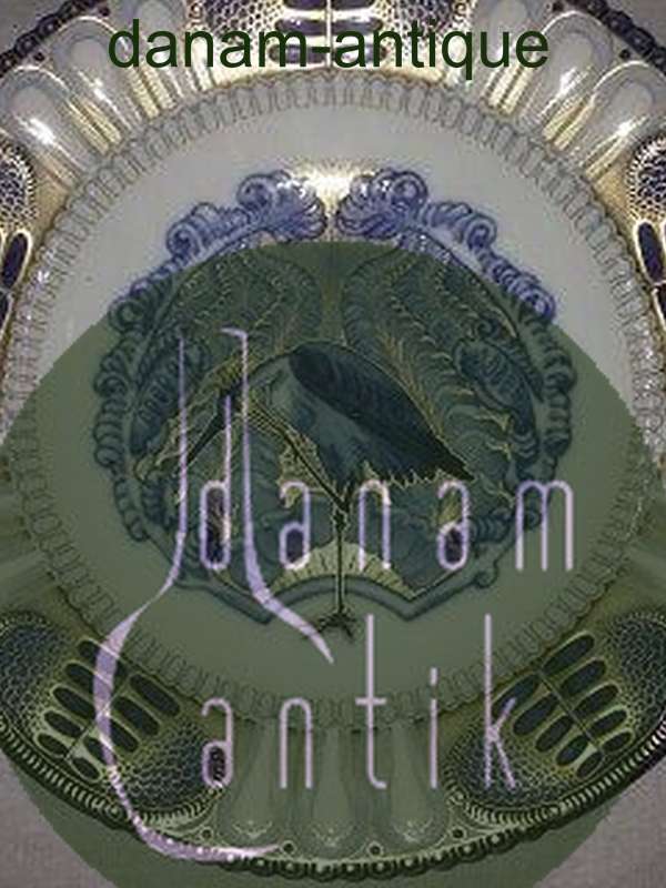 罕见的Bing和Grondahl新艺术风格深盘，来自Hejre Set 1886-1889。