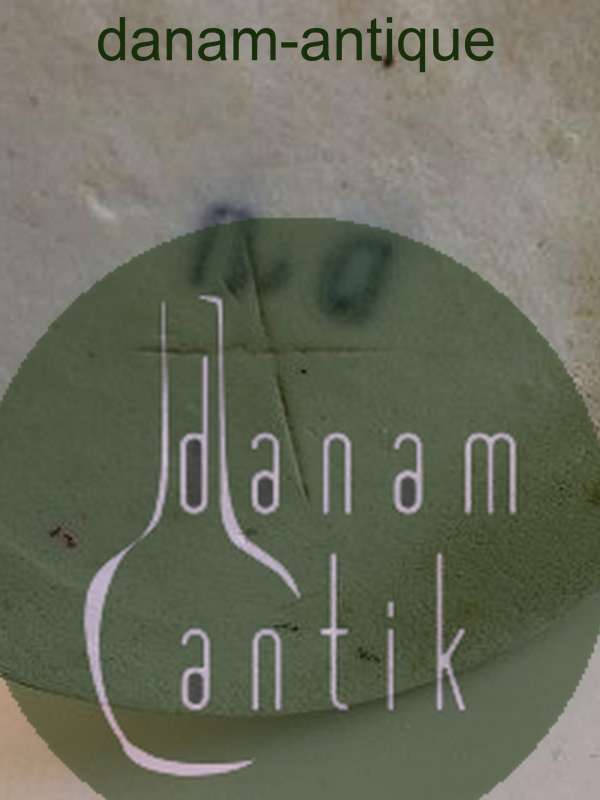 Bing & Grøndahl Overglasur Figur af Dame Egnsfigur