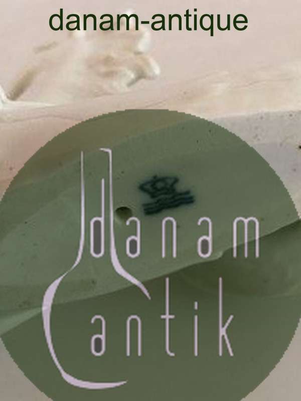 Royal Copenhagen Bordgarniture Havheste Figur i Blanc de Chine