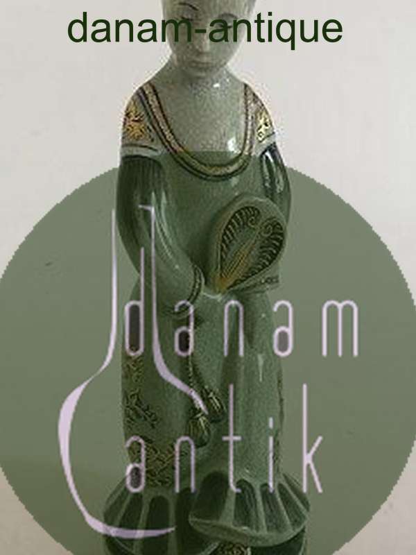 Royal Copenhagen Georg Thylstrup Figurine No. 1529