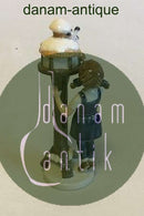 Royal Copenhagen Årsfigur af Pige ved foderbræt No. 757