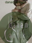 Bing Grondahl 柳条椅上的母子小雕像 No 1552