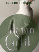 ビング＆グロンダール社 尾を下げた鳩のフィギュリン No 2540