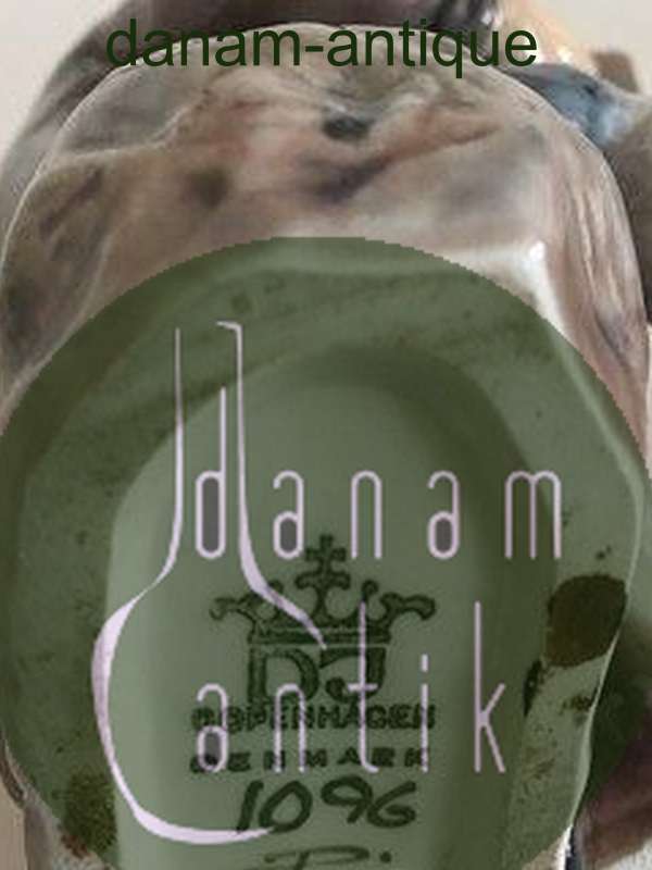 Dahl Jensen Figur Læsende Dreng No 1096