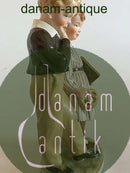 Royal Copenhagen Overglasur figur af Flugten til America No 1761