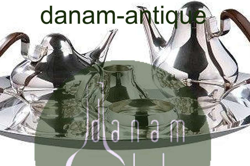 Georg Jensen Sterling Sølv Henning Koppel Te og Kaffesæt med Tekande, Kaffekande, Bakke, Flødekande og Sukkerskål No 1017