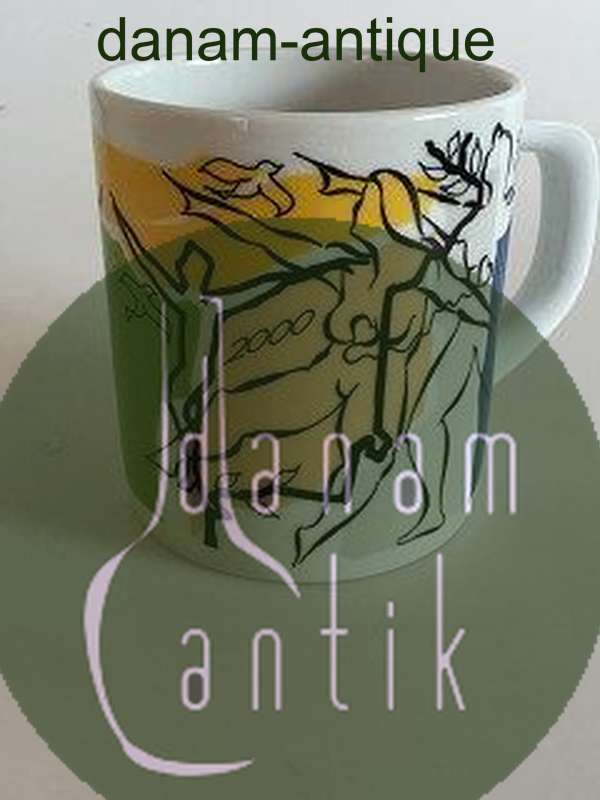 ロイヤルコペンハーゲン ラージイヤーマグ 2000