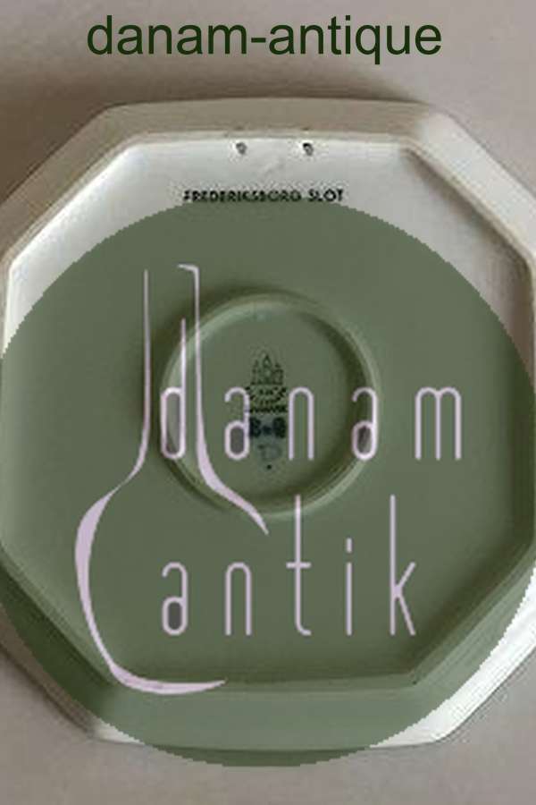 Bing og Grøndahl Alfabet Platte Frederiksborg Slot. Designet i 1933-1934 af Ove Larsen