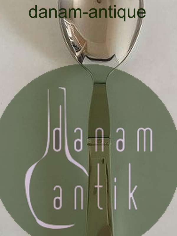 Georg Jensen Pyramide Serveringske i Sterling Sølv og Rustfrit Stål No 102