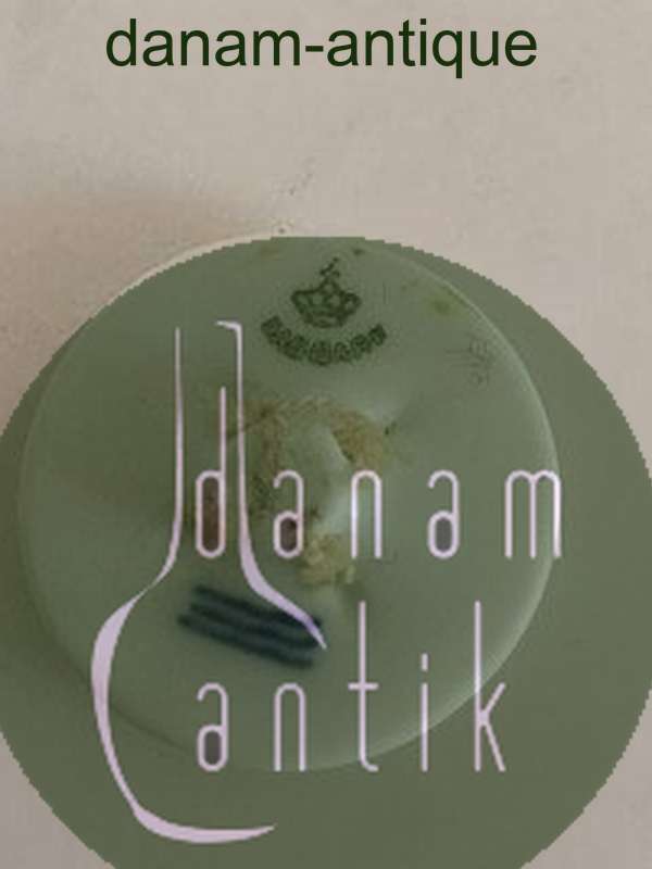 Royal Copenhagen Porcelænsknap med Håndmalet Blomstermotiv