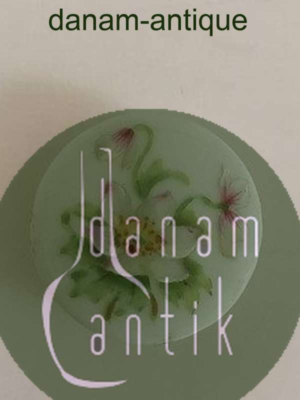 Royal Copenhagen Porcelænsknap med Håndmalet Blomstermotiv