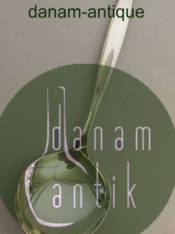 Georg Jensen Sterling Sølv Cypres Medium Serveringsske No 113