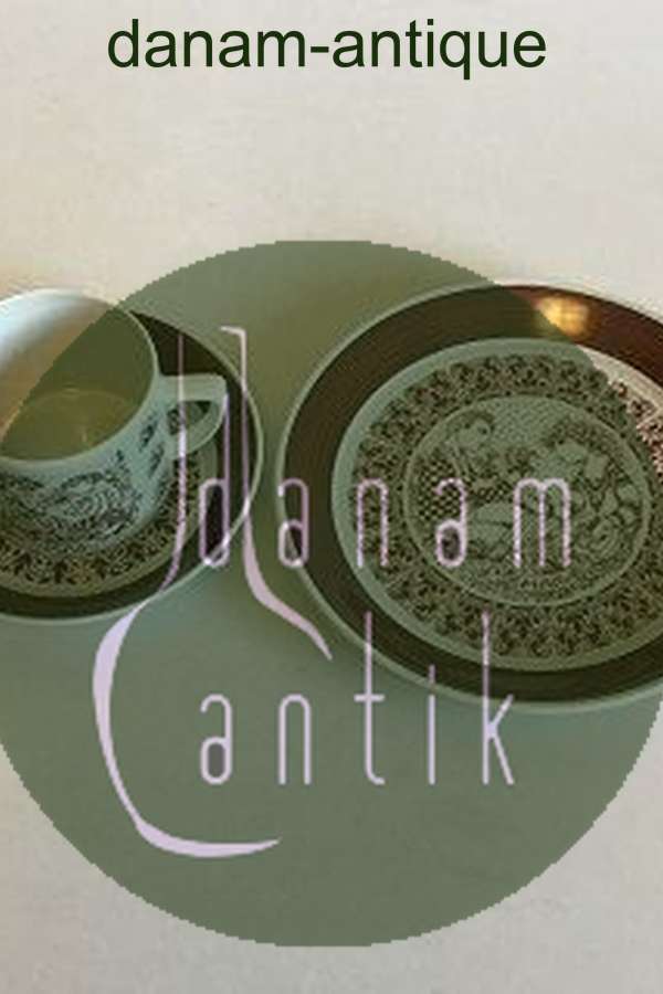 Bjørn Wiinblad, Nymølle Maj Månedskop med underkop No 3513 og kagetallerken No 3520