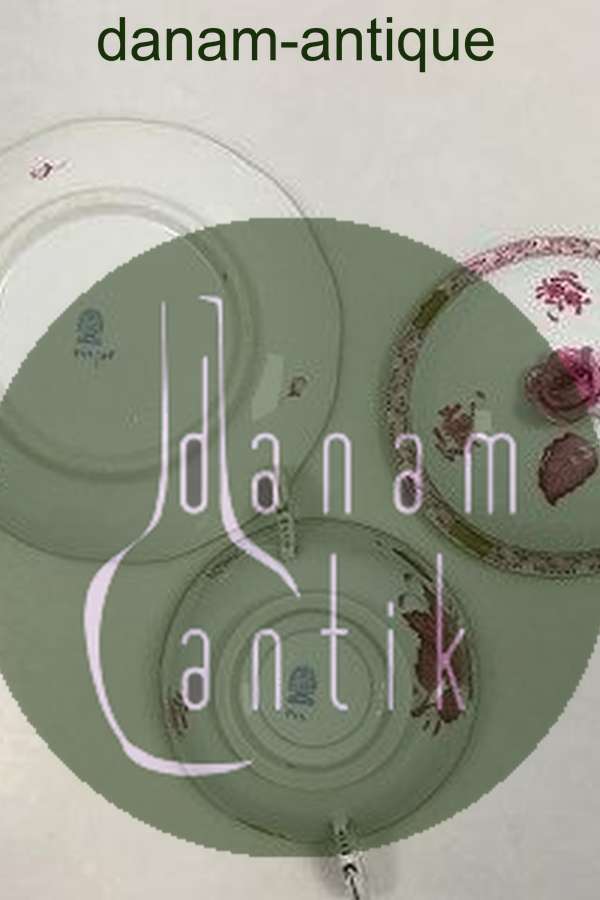 Herend Hungary Apponyi Purpur Bouillonkop No 744