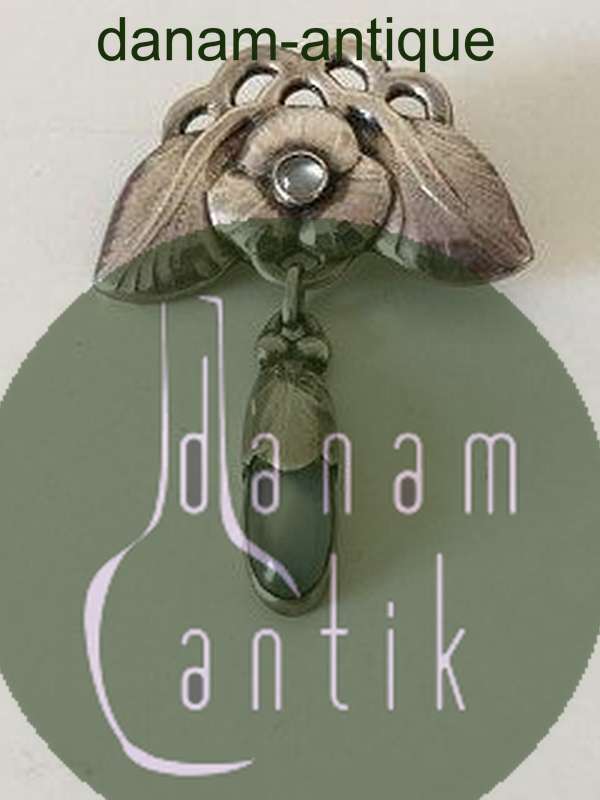 Tidlig Evald Nielsen Sølv Broche med Sten